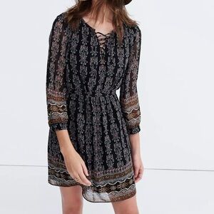 Madewell Lace-up Burnished Floral Boho Dress
Size 2